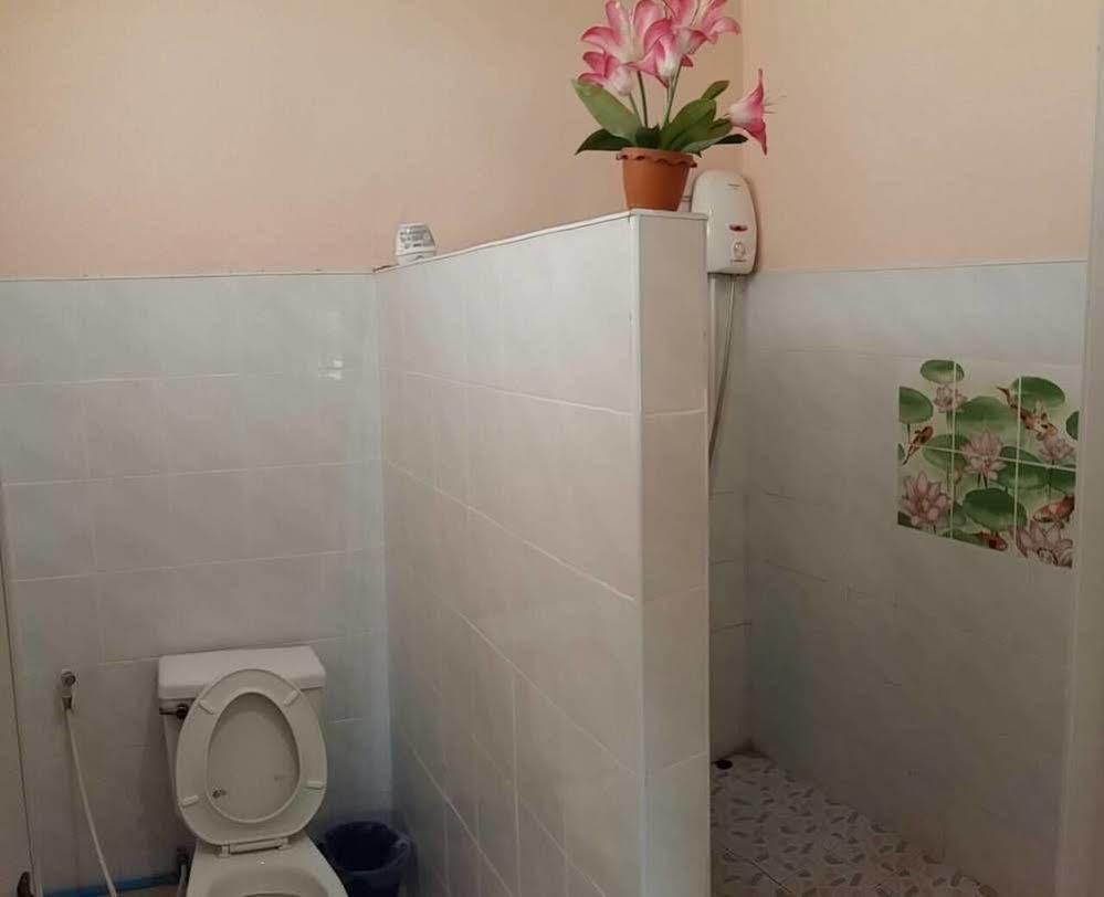 Subtawee Resort سوراثاني المظهر الخارجي الصورة
